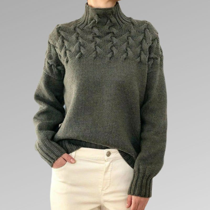 Lina - Elegant Strikket Trøje med Fletmønster